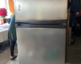KENMORE COLDSPOT REFRIGERATOR (106.73236300),