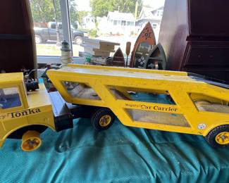Tonka “Mighty Car Carrier”,