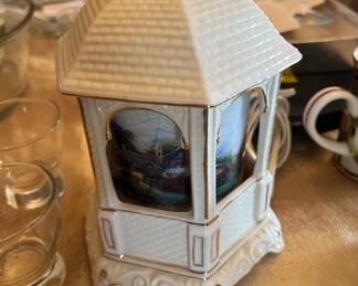 Thomas Kinkade Light Up Light House,