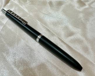 Carrera Montblanc 570 Pen in Black