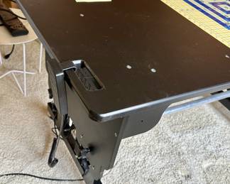 Buy it Now Was $2,595.00 Now $12,97.50. Martelli Sensational Premier Workstation for Quilters. Retails over $4,000  with 4 locking wheels. Hydraulic lift and Remote Control... Like New Condition..