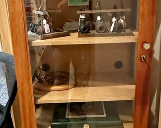 The largest Humidor I have ever seen.  This is ideal for a Tobacconist or Serious Collectector.. Plenty of room for storage.