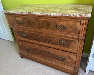 https://bit.ly/C2C09042024 September 4th Online Estate Auction