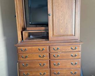 https://bit.ly/C2C09042024 September 4th Online Estate Auction
