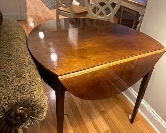 Baker mahogany side table 