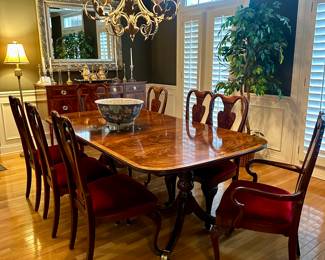 I’m clutching my pearls when I say this… the mahogany dining room set is a MUST SEE