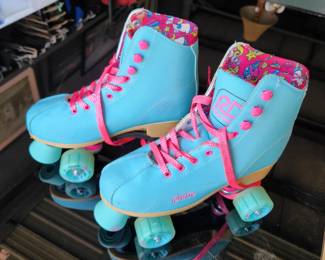 $20
These are size 3-6 youth