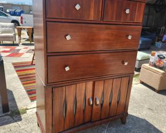 Very large vintage chest.
$80