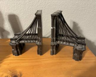 Bridge iron book ends