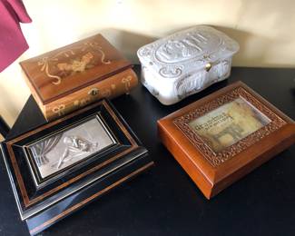 Musical Jewelry Boxes