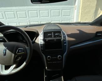 2017 Lincoln, White Exterior, Brown Leather Interior, Large Screen, Blue Tooth Phone System, Low Miles 17,563  VIN: 5LMCJ3C92HUL69381