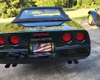 1986 Chevrolet Corvette - 1986 Chevrolet Corvette - Triple Black, 5.7 L (350) Tuned Port Engine - Manual 4 speed with overdrive 32,000 miles