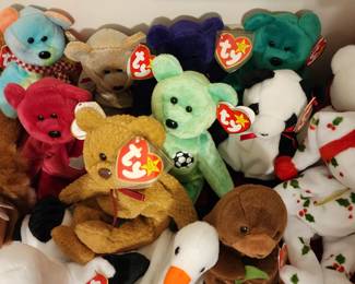Large selection of Beanie Babies