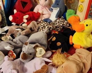 Large selection of Beanie Babies