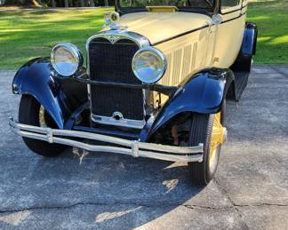 1928 Dodge Victory Six - 1928 Dodge Victory Six - Very Nice older restoration Original Yellow and Black Tan Interior. Car does not currently run.