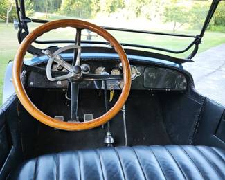 1917 Hudson Touring Car - 1917 Hudson Touring Car - Blue/Older restoration - Original black interior. Does not run currently.