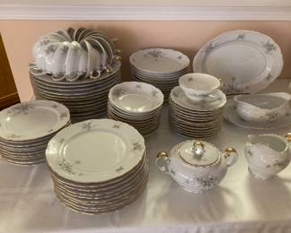 Royal M china by Nagoya Shokai “Olivia”                        Made in Japan       service for 12+