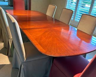 8 Room and Board Chairs and table by Drexel...2 leaves in table.......The holidays are coming