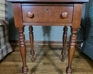 Cassady Furniture Co. Early American Reproduction Side Table Drawer