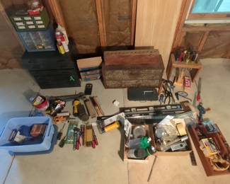 Vintage SnapOn Tool Box, Various Hand Tools, Hardware And Storage Drawers 