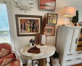 Oval Accent Table