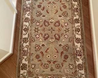 Lot 141 | Vtg Accent Rug
