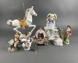 Lot 38 | Vtg Small Lefton Vase, Musical Carriage & More!
