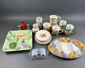 Lot 107 | Vtg Snack Trays, Mugs & More!

