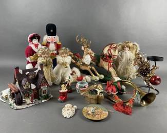 Lot 243 | Vtg Christmas Decor & More!
