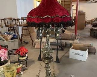 Lot 287 | Vintage Table Lamp
