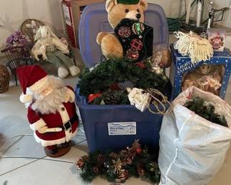 Lot 269 | Christmas Lot
