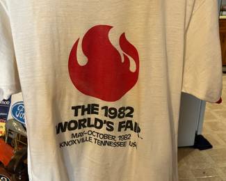1982 Worlds Fair tshirt 