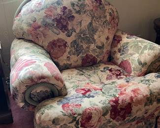 Floral stuffed chair 