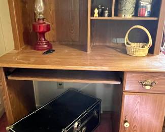 Computer desk and steamer trunk 