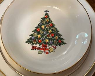 Jamestown Christmas China