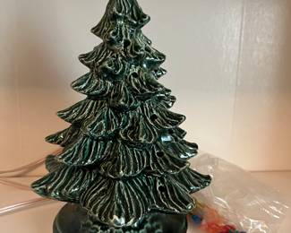 mini ceramic Christmas tree
