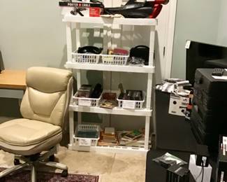 Porter cable 7.55 amp 4 1/2 inch small angle grinder.  Snapper 60 V leaf blower with battery and charger.