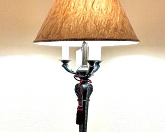 Stately 5-Bulb table lamp with multiple lighting options.