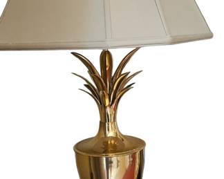 Brass pineapple lamp