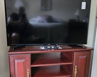 55" Samsung flatscreen tv