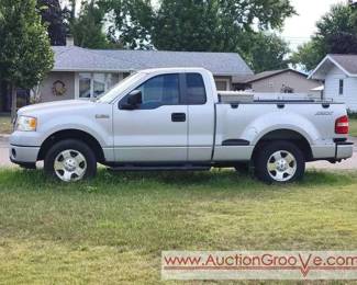2 2007 FORD F150 STX STEPSIDE