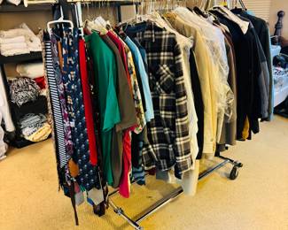 Men’s Clothing size 2XL, 46W