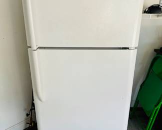 Frigidaire Refrigerator 