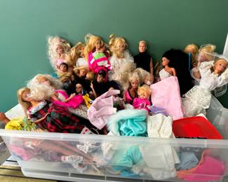 Many 1966 Vintage Blue Eyed Barbies