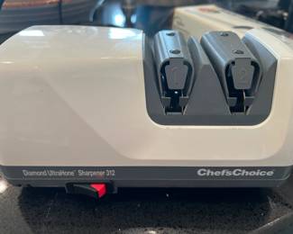 Chef's Choice Diamond UltraHone Sharpener 312

