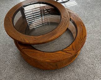 Circular coffee table