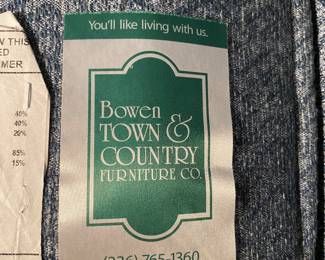 Smith Brothers Electric Recliner