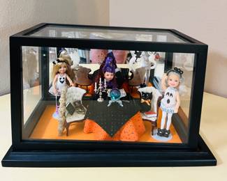 "Halloween" miniature room!handmade themed shadowbox