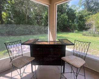 Outdoor brown wicker bar, 2 chairs
