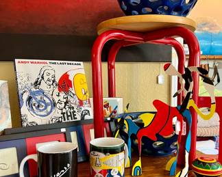 BRIGHT PRIMARY COLORS! HOW FUN..